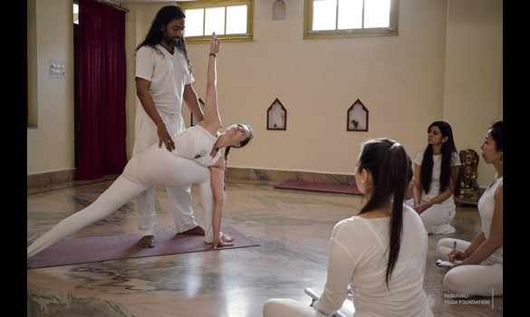 200 Hr Yoga Teacher Training in RISHIKESH, UTTARKHAND, INDIA