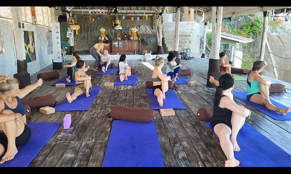 23 Days Time for me Wellness Retreat in BALI, INDONESIA